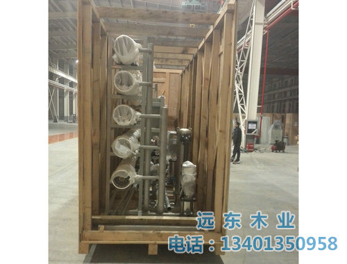 3大型內(nèi)框架膠合板木箱